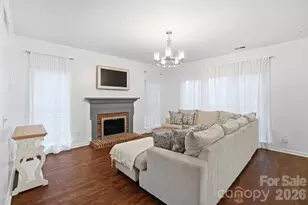 8725 Londonshire Dr, Charlotte, NC 28216 - Photo 8