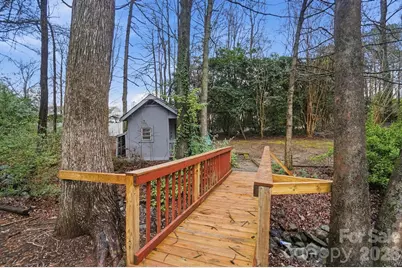 8725 Londonshire Drive, Charlotte, NC 28216 - Photo 44