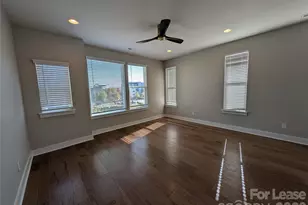 2322 Elizabeth Ml Pl, Charlotte, NC 28208 - Photo 14