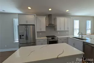 2322 Elizabeth Ml Pl, Charlotte, NC 28208 - Photo 6