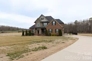 3605 Crow Rd, Monroe, NC 28112 - Photo 2