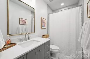 9434 Tresanton Dr, Charlotte, NC 28210 - Photo 34