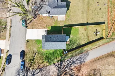 201 N Davis Avenue, Newton, NC 28658 - Photo 20