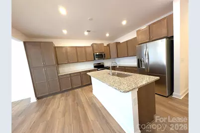 7712 Ethora Way, Charlotte, NC 28216 - Photo 4