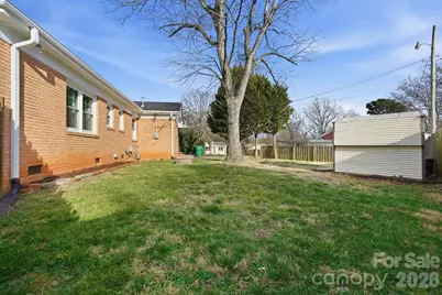 1036 Westchester Boulevard, Charlotte, NC 28205 - Photo 22