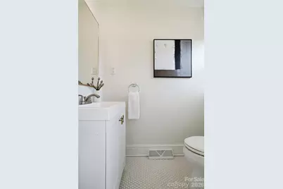 1036 Westchester Boulevard, Charlotte, NC 28205 - Photo 14