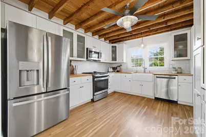 1036 Westchester Boulevard, Charlotte, NC 28205 - Photo 8