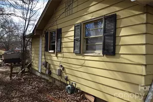 110 Crest St, Belmont, NC 28012 - Photo 16