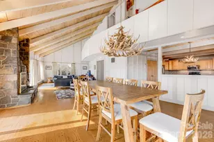 301 Highland Cir, Sugar Mountain, NC 28604 - Photo 10