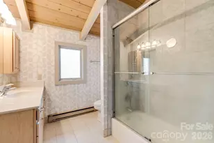 301 Highland Cir, Sugar Mountain, NC 28604 - Photo 38