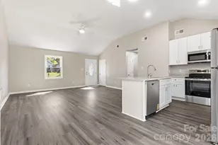 624 Northway Dr, Charlotte, NC 28208 - Photo 6