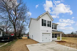 520 Bond St, Statesville, NC 28677 - Photo 2