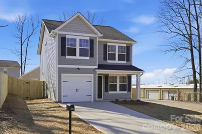 935 Wallace Street, Statesville, NC 28677 - Photo 2