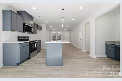 935 Wallace Street, Statesville, NC 28677 - Photo 14