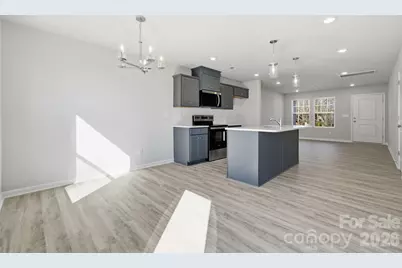 935 Wallace Street, Statesville, NC 28677 - Photo 2