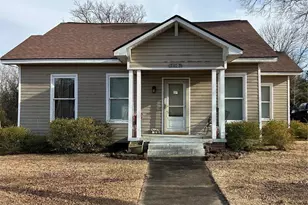 130 Meadow Ave NE, Concord, NC 28025 - Photo 1