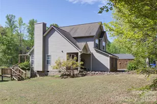 115 Park Vista Dr, Troutman, NC 28166 - Photo 2
