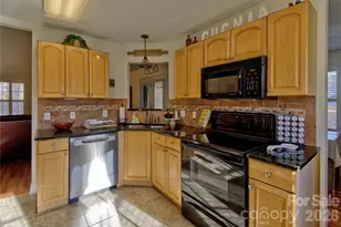 115 Park Vista Dr, Troutman, NC 28166 - Photo 10