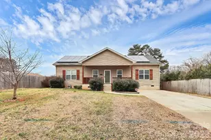 4320 Faraday St, Charlotte, NC 28208 - Photo 2