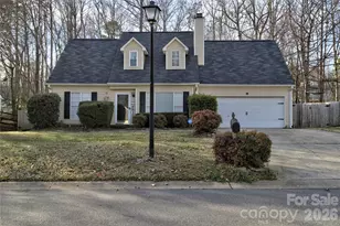 518 Lisa Carol Dr, Mooresville, NC 28115 - Photo 2