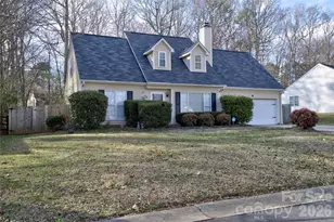 518 Lisa Carol Dr, Mooresville, NC 28115 - Photo 2
