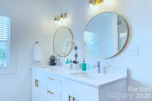 526 Seldon Dr, Charlotte, NC 28216 - Photo 28