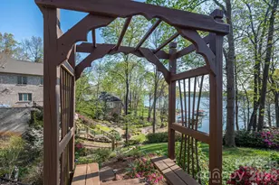 103 Shelter Cove Ln, Mooresville, NC 28117 - Photo 6
