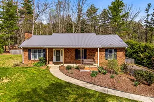 32 W Ashley Pl, Etowah, NC 28729 - Photo 10