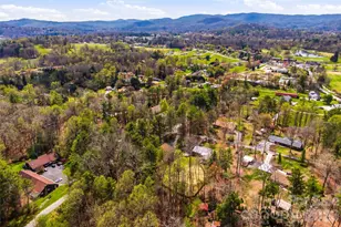 32 W Ashley Pl, Etowah, NC 28729 - Photo 38