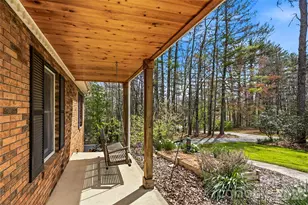 32 W Ashley Pl, Etowah, NC 28729 - Photo 12