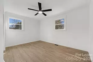 357 Barnes St, Rock Hill, SC 29730 - Photo 14