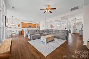 1041 Pepperwood Pl, Clover, SC 29710 - Photo 10