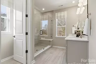 8434 Discovery Ln, Charlotte, NC 28216 - Photo 22