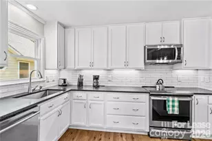 21112 Rio Oro Dr, Cornelius, NC 28031 - Photo 14