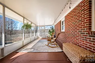 590 Big Oak Rd, Hendersonville, NC 28792 - Photo 18