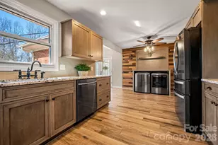 590 Big Oak Rd, Hendersonville, NC 28792 - Photo 14