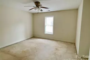 32 Kilmer Ct, Taylorsville, NC 28681 - Photo 10