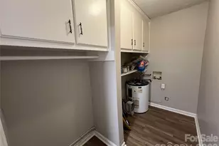 4739 Hedgemore Dr, Charlotte, NC 28209 - Photo 8