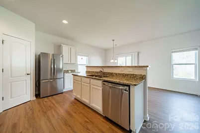 8315 Paw Valley Lane, Charlotte, NC 28214 - Photo 10