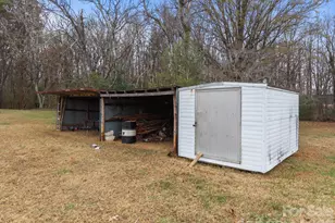 2050 Lake Rd, Salisbury, NC 28146 - Photo 32