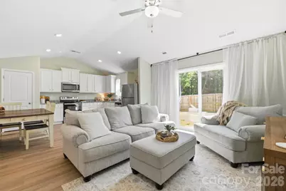 656 Lancelot Drive, Richburg, SC 29729 - Photo 6