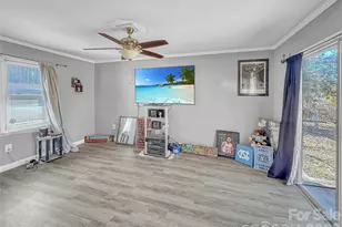 6531 Rosecran Dr, Charlotte, NC 28215 - Photo 20