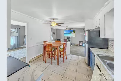 6531 Rosecran Drive, Charlotte, NC 28215 - Photo 14