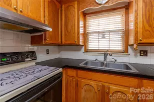 611 Park Ave, Roanoke Rapids, NC 27870 - Photo 10