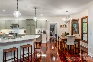 22 Rosebay Ln, Asheville, NC 28803 - Photo 14