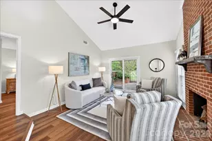 9227 N Vicksburg Park Ct, Charlotte, NC 28210 - Photo 18