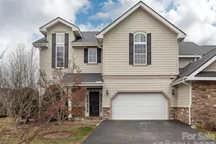 132 Towne Pl Dr, Hendersonville, NC 28792 - Photo 1