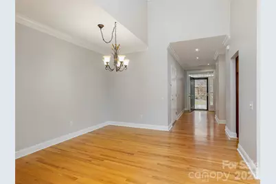 132 Towne Place Drive, Hendersonville, NC 28792 - Photo 10