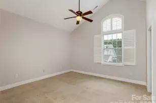 132 Towne Pl Dr, Hendersonville, NC 28792 - Photo 28