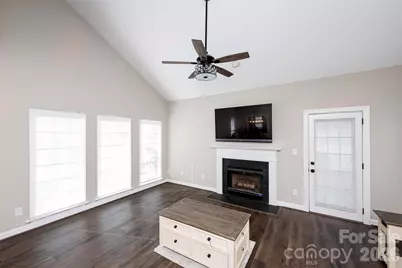 5919 Fitzwilliams Lane, Charlotte, NC 28270 - Photo 6